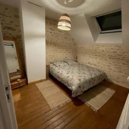 Maison Chaleureuse Avec Piscine Et Aire De Jeux