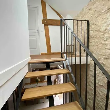 Maison Chaleureuse Avec Piscine Et Aire De Jeux 度假居 *