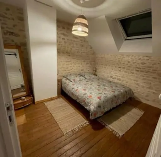 Maison Chaleureuse Avec Piscine Et Aire De Jeux