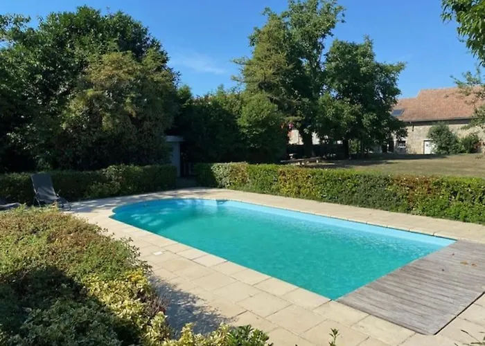 Hébergement de vacances Maison Chaleureuse Avec Piscine Et Aire De Jeux Tramery